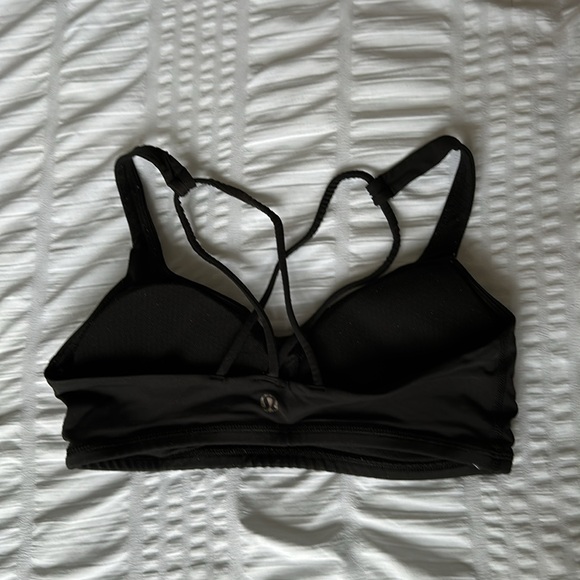 Lululemon bra - Picture 2 of 3